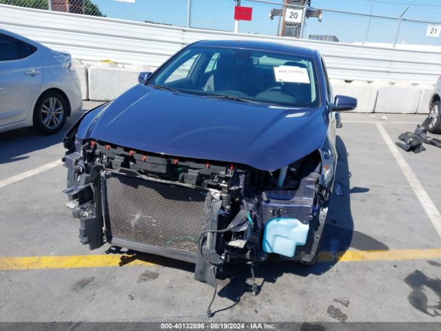 1G11D5SL7FF270631 Chevrolet MALIBU 2LT