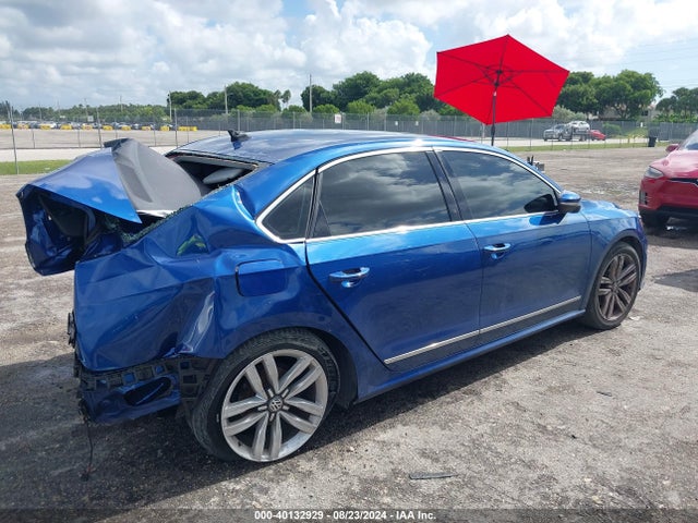 1VWGT7A38HC048294 Volkswagen Passat 1.8t Se