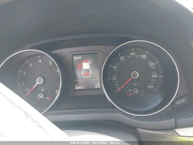 1VWGT7A38HC048294 Volkswagen Passat 1.8t Se