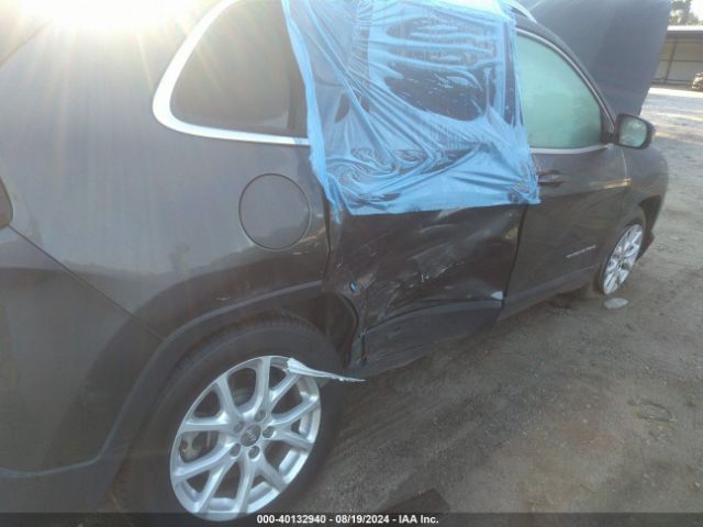 1C4PJLCS8GW291624 Jeep Cherokee Latitude
