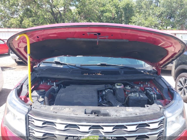 Ford EXPLORER XLT 2017 1FM5K7D88HGD52976 Image 10