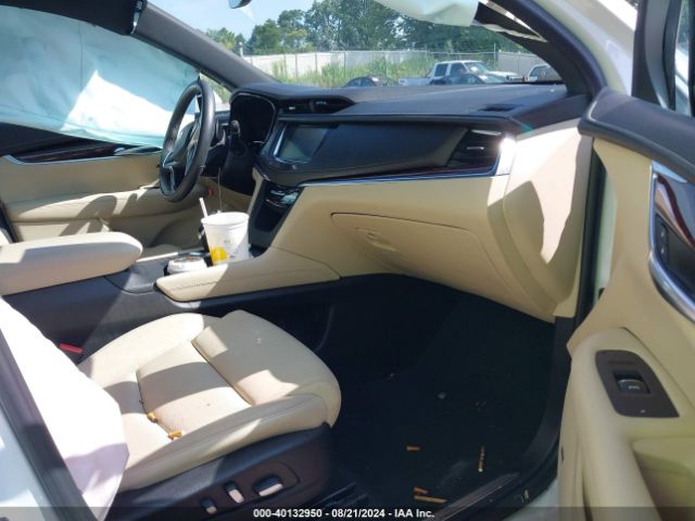 1GYKNDRS3HZ304088 Cadillac XT5 LUXURY
