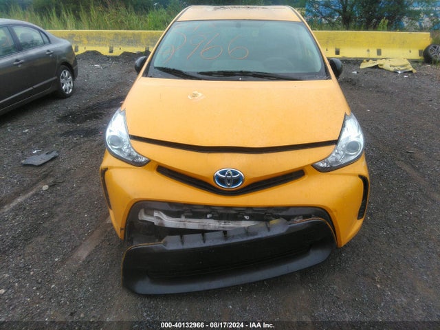 Toyota Prius V Two 2016 JTDZN3EU0GJ047233 Image 6