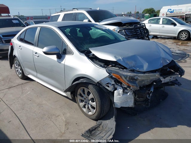 Toyota COROLLA LE 2022 5YFEPMAE1NP299210 main image