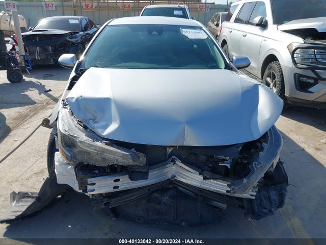 Toyota COROLLA LE 2022 5YFEPMAE1NP299210 Image 13