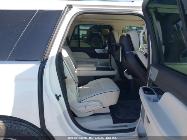 5LMJJ3TG6PEL08582 Lincoln Navigator Black Label L