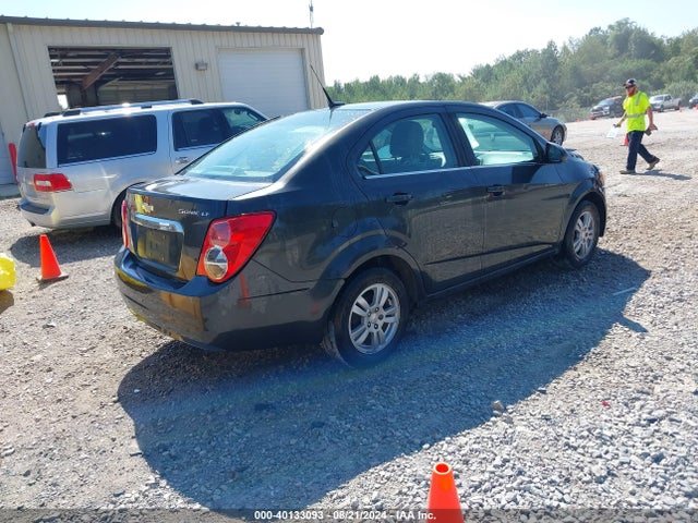1G1JC5SHXE4195254 Chevrolet Sonic Lt Auto