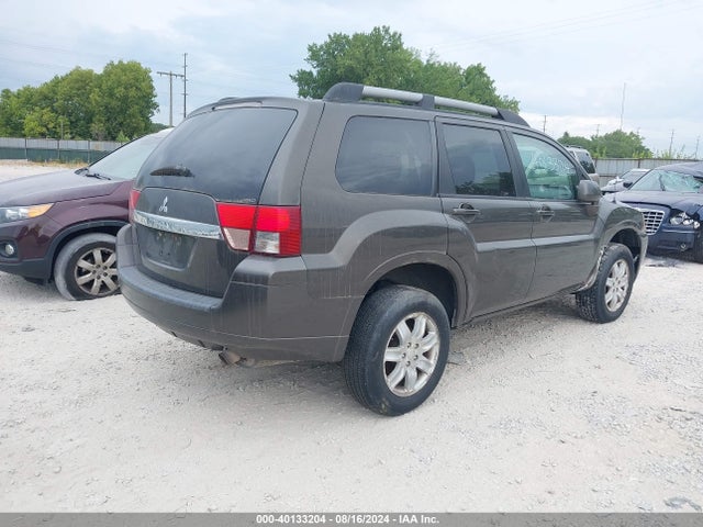 2011 MITSUBISHI ENDEAVOR 4A4JN2AS1BE025232 Photo 3
