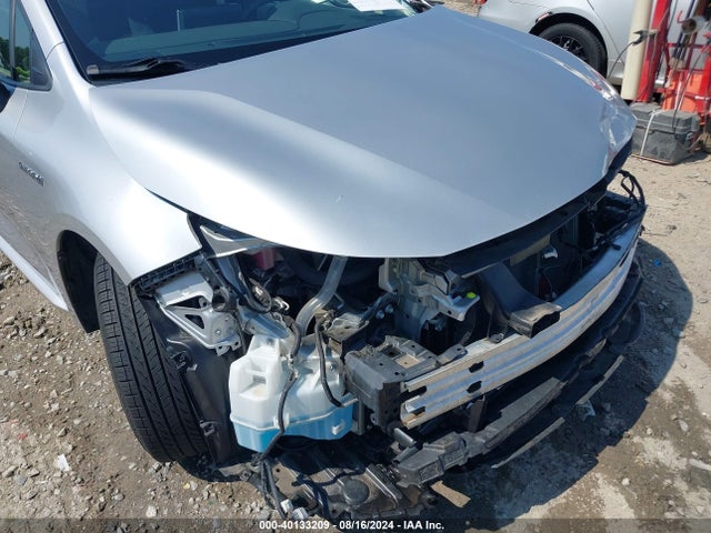 Toyota Corolla Hybrid Le 2021 JTDEAMDE3MJ010585 Image 18