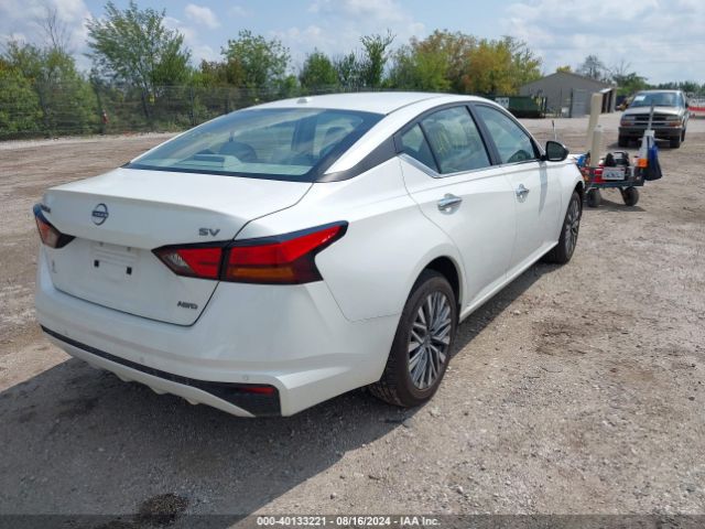 1N4BL4DWXRN365667 Nissan Altima Sv Intelligent Awd