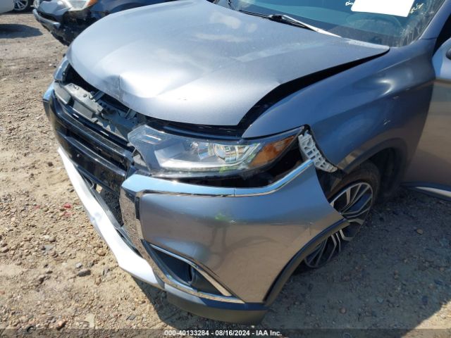 JA4AD3A33JJ003113 Mitsubishi Outlander Se