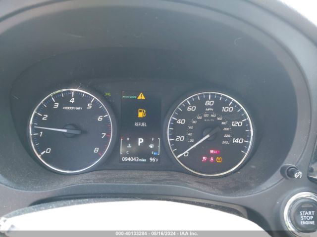 JA4AD3A33JJ003113 Mitsubishi Outlander Se