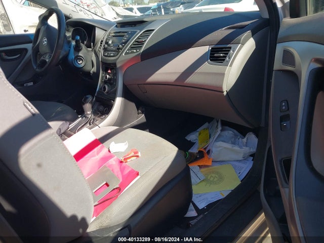 Hyundai ELANTRA SE 2016 5NPDH4AE3GH667072 Image 5