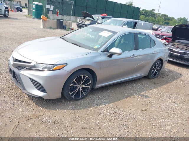 4T1B11HKXJU127359 Toyota CAMRY SE