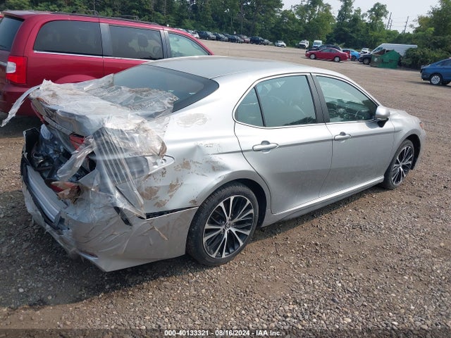4T1B11HKXJU127359 Toyota CAMRY SE