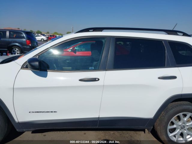 1C4PJLAB1HW663437 Jeep Cherokee Sport Fwd