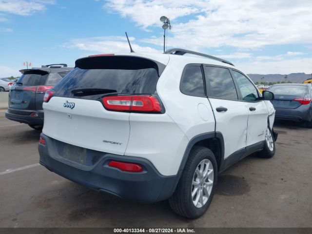 1C4PJLAB1HW663437 Jeep Cherokee Sport Fwd