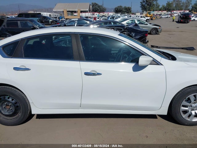 Nissan Altima 2.5 S 2016 1N4AL3AP0GN381859 Image 14