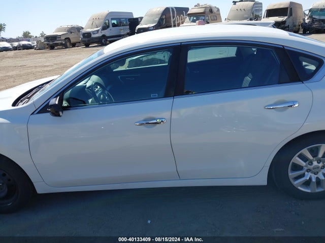Nissan Altima 2.5 S 2016 1N4AL3AP0GN381859 Image 15