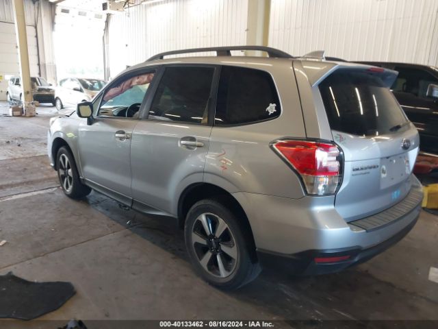 JF2SJAEC8HH478583 Subaru Forester 2.5i Premium