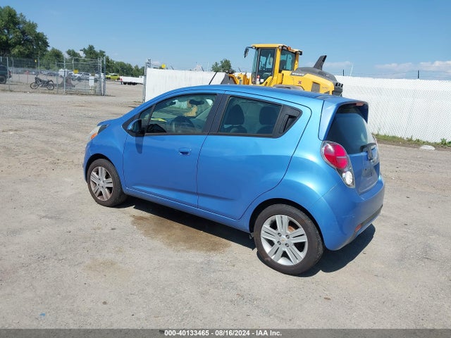 Chevrolet Spark 1lt Cvt 2015 KL8CD6S95FC721172 Image 3