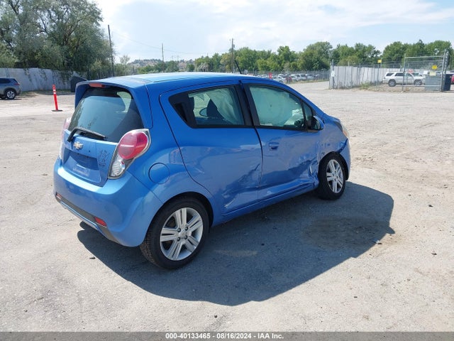 Chevrolet Spark 1lt Cvt 2015 KL8CD6S95FC721172 Image 4