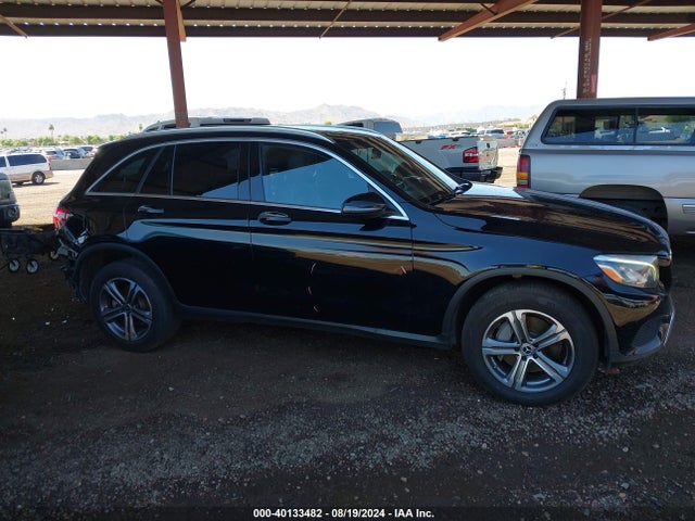 WDC0G4KB1KF640102 Mercedes-Benz Glc 300 4matic