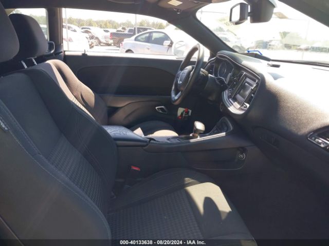 2C3CDZAG4HH568331 Dodge Challenger Sxt