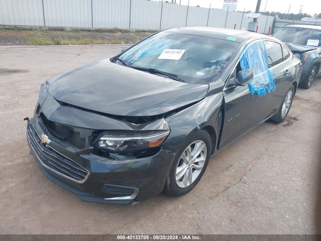 Chevrolet MALIBU LT 2018 1G1ZD5ST8JF128199 Image 2