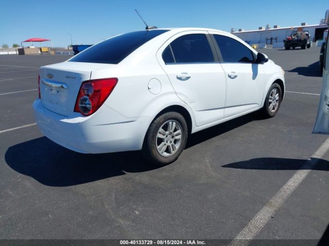 1G1JC5SH6F4122111 Chevrolet Sonic Lt Auto