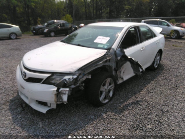 Toyota CAMRY SE 2014 4T1BF1FK8EU774918 Image 2