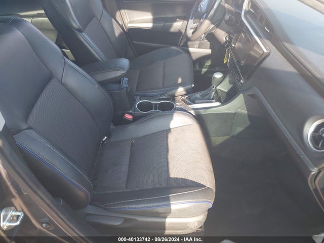 Toyota COROLLA SE 2018 2T1BURHEXJC040367 Image 5