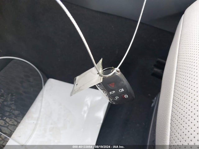 2018 JAGUAR F-PACE SADCK2GX4JA294749 Photo 10