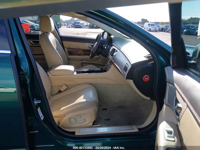2009 JAGUAR XF SAJWA06B19HR13740 Photo 4