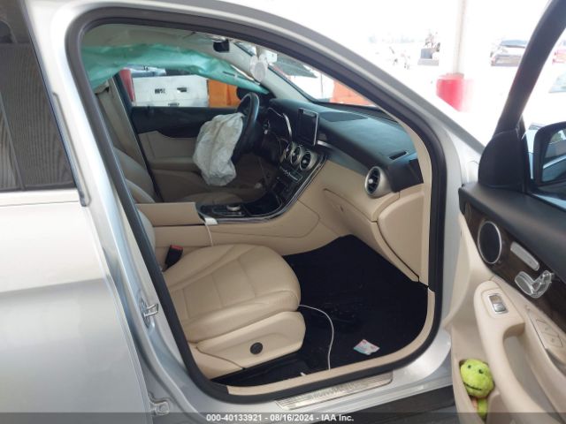 WDC0G4JB1KV161895 Mercedes-Benz GLC 300