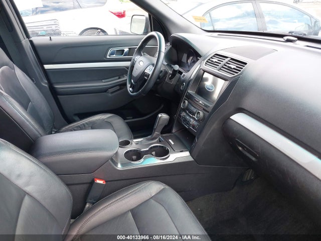 Ford EXPLORER XLT 2017 1FM5K7D83HGA97251 Image 5