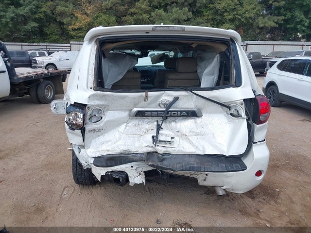 Toyota Sequoia Platinum 2021 5TDGY5A15MS075629 Image 17