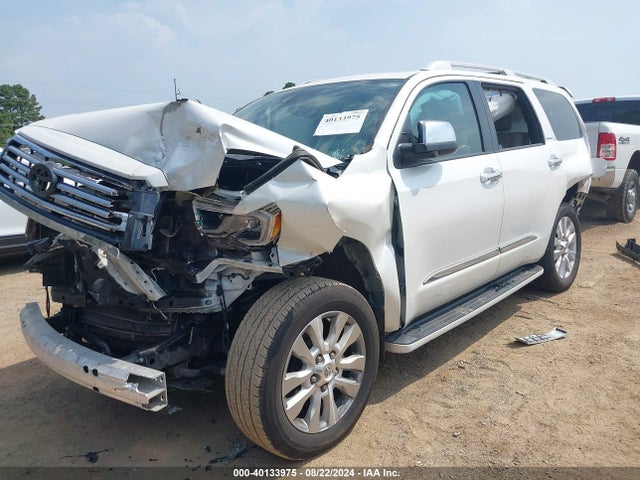 Toyota Sequoia Platinum 2021 5TDGY5A15MS075629 Image 2