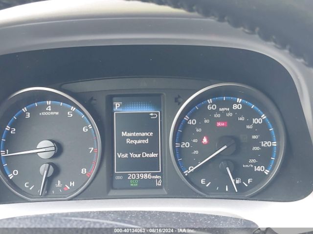 JTMRFREV6HJ105825 Toyota Rav4 Xle