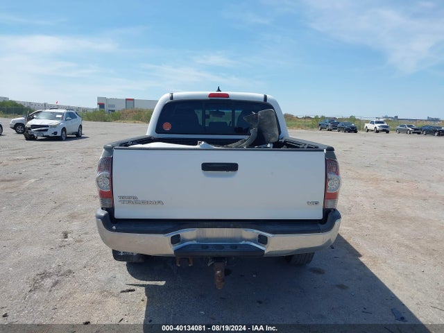 Toyota Tacoma Base V6 2015 3TMLU4EN3FM165110 Image 17