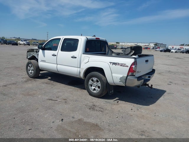 Toyota Tacoma Base V6 2015 3TMLU4EN3FM165110 Image 3