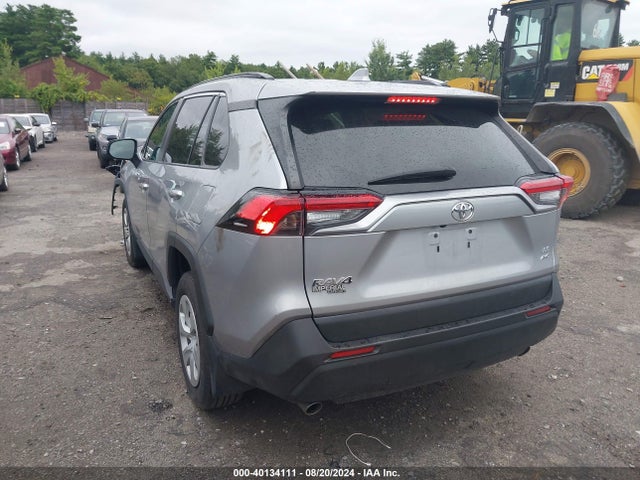 Toyota RAV4 LE 2020 2T3F1RFV6LC110812 Image 3