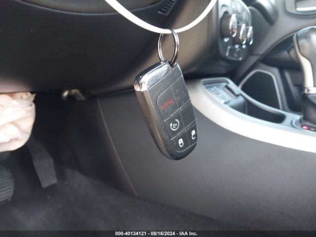 3C4NJCBB5JT425284 Jeep Compass Latitude Fwd