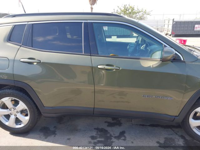 3C4NJCBB5JT425284 Jeep Compass Latitude Fwd