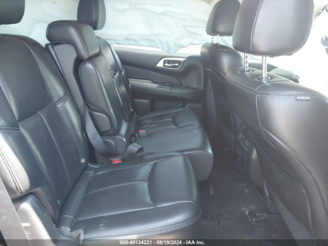 5N1DR2MM8HC668456 Nissan Pathfinder Sl