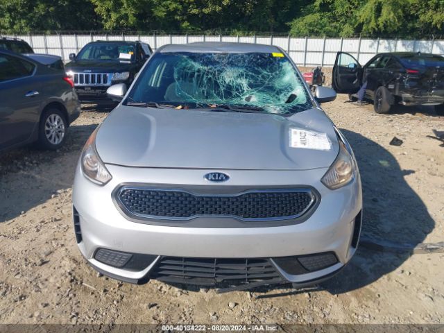 KNDCB3LC7J5121658 KIA NIRO FE