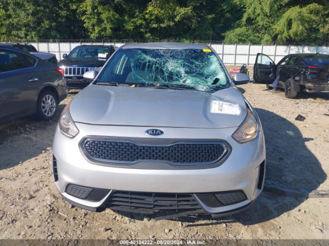KNDCB3LC7J5121658 KIA NIRO FE