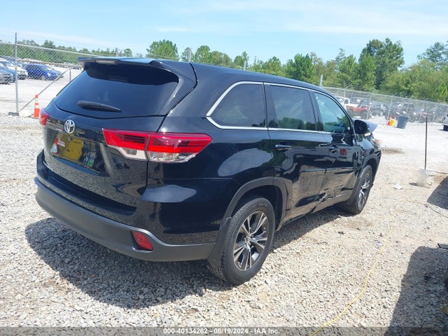 5TDZZRFH4KS359592 Toyota Highlander Le