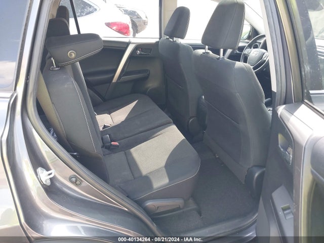 Toyota Rav4 Xle 2018 JTMWFREV8JJ188408 Image 8