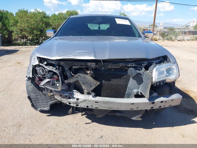 Chrysler 300C 2017 2C3CCAEG5HH564190 Image 13